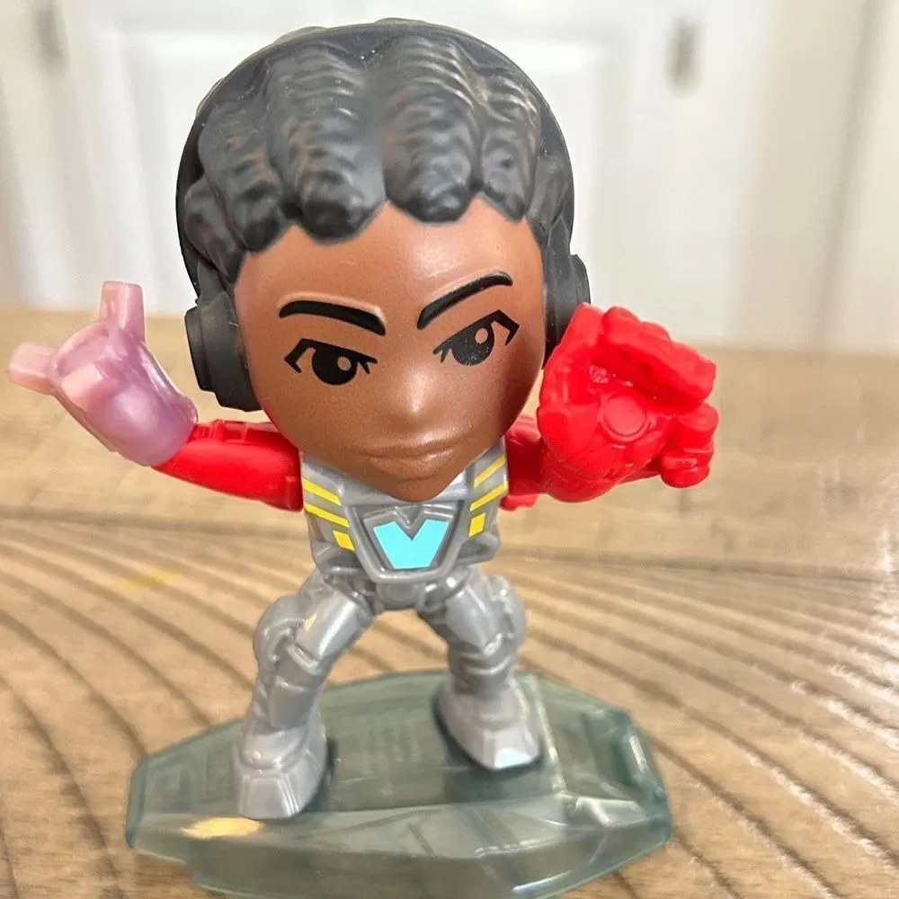 2022 Black Panther 🐆 Happy Meal 🥘 Toys 🧸 3 Superheroes